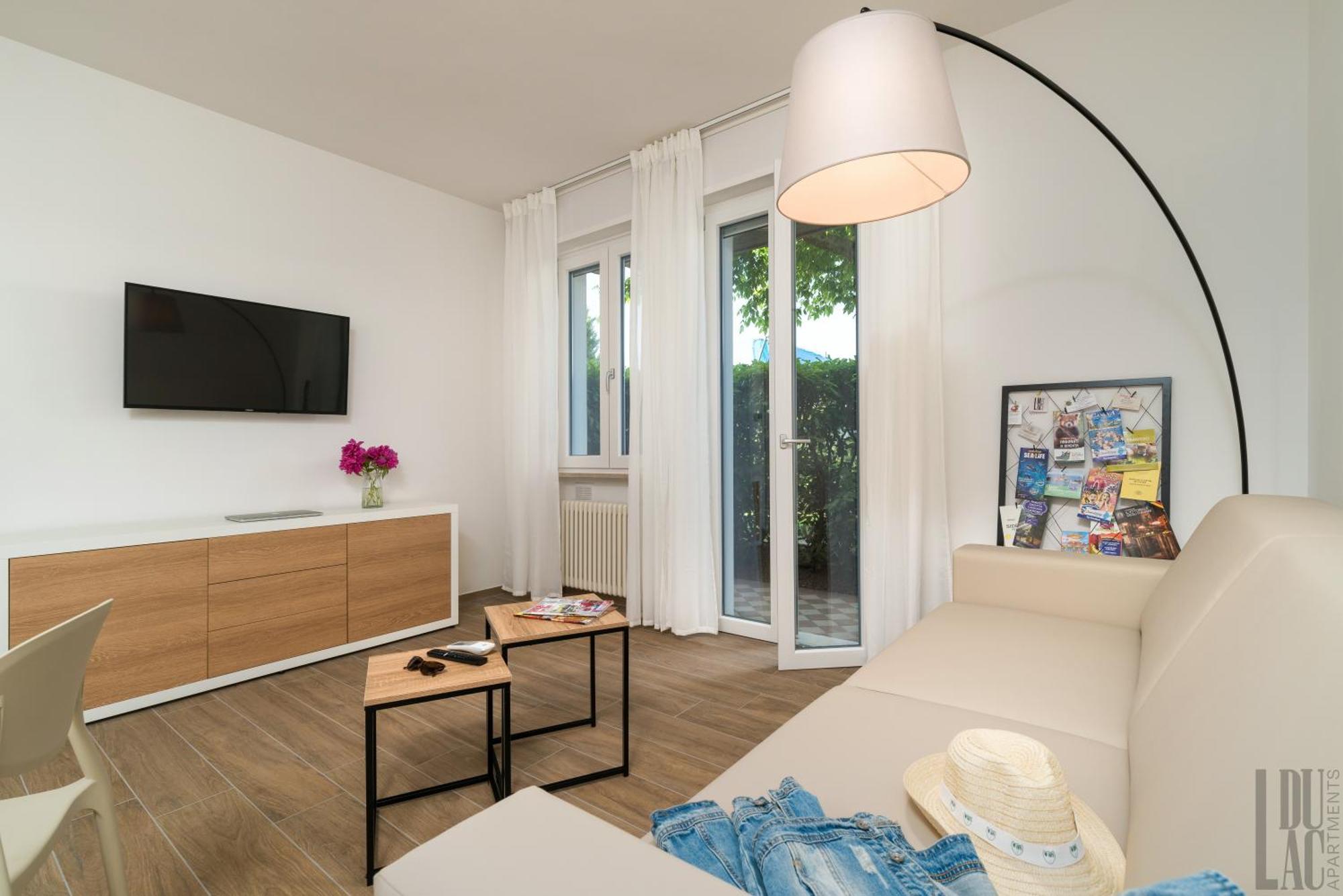 Belle Maison - Du Lac Apartments Sirmione Eksteriør billede