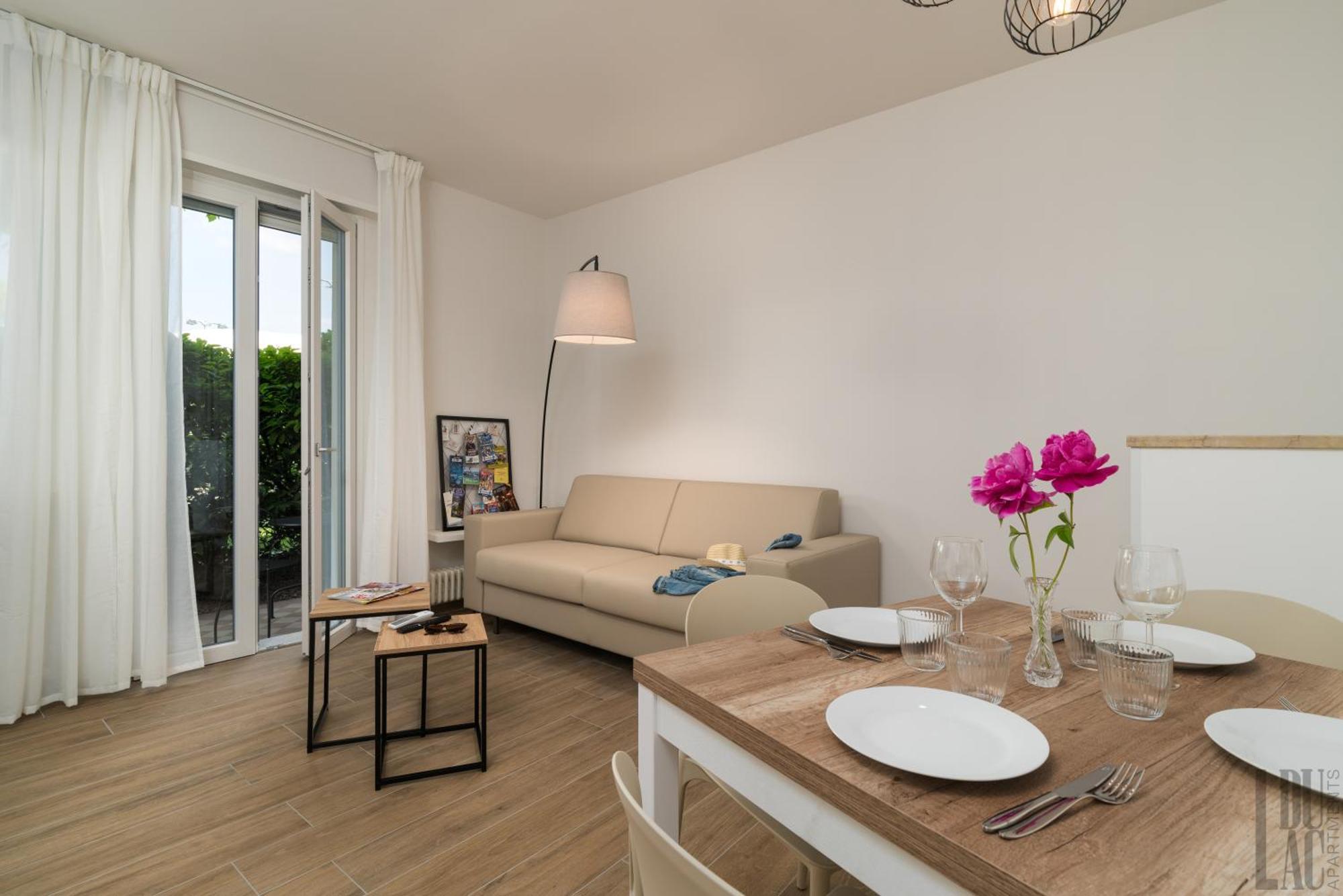 Belle Maison - Du Lac Apartments Sirmione Eksteriør billede